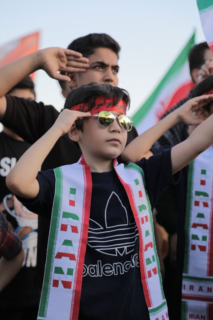 عهد سربازی ،رسم سجادی، اجتماع بزرگ کودکان ونوجوانان مشهدی درروزشهادت امام سجاد(ع)مشهد پارک ملت