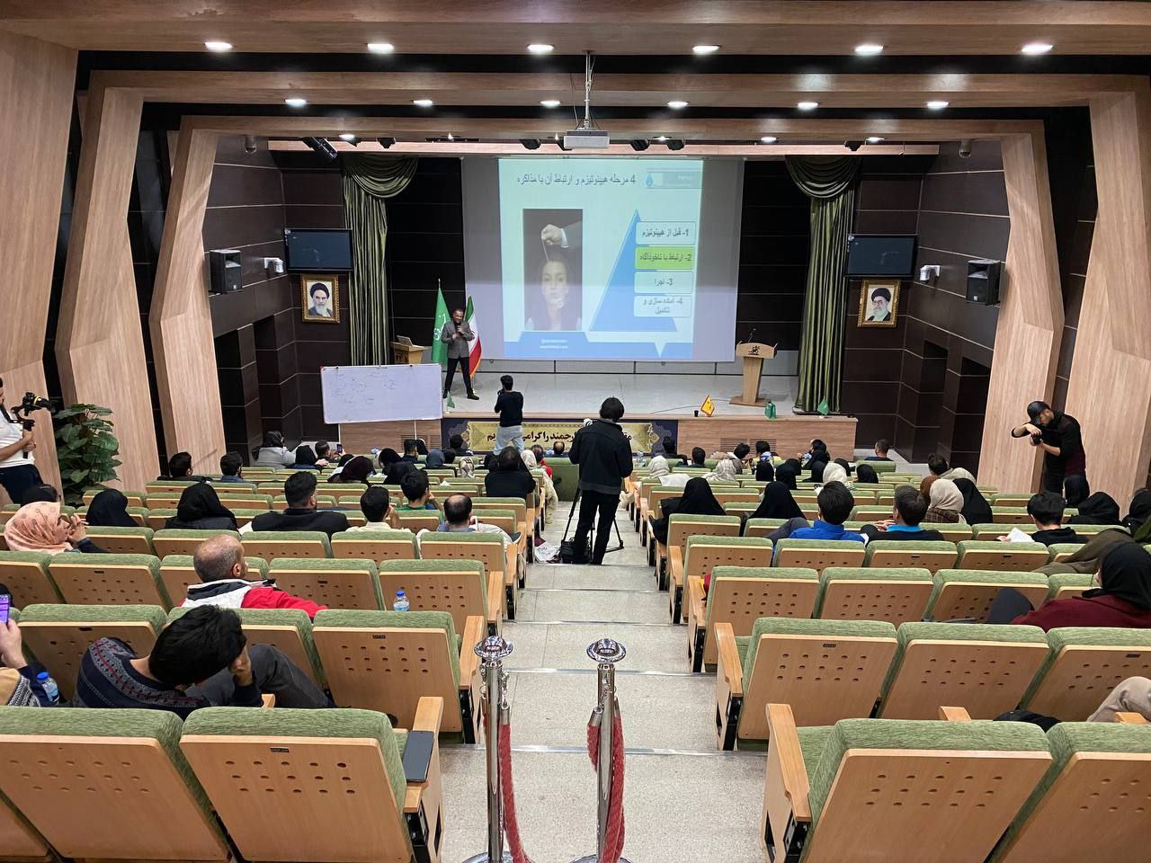 گالری رویداد